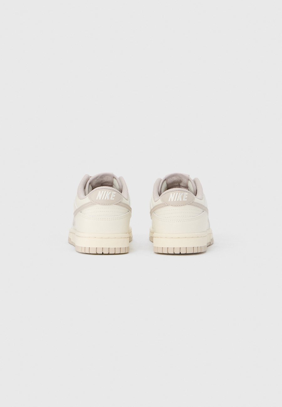 Кроссовки Nike Sportswear DUNK LOW RETRO UNISEX, Soft Pearl/Cream/Soft Pearl/Beige — фото 3