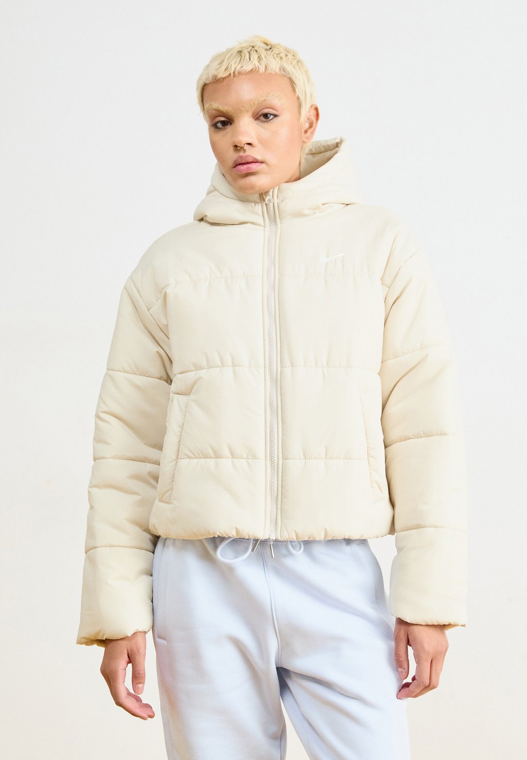 

Зимняя куртка Nike Sportswear, белый