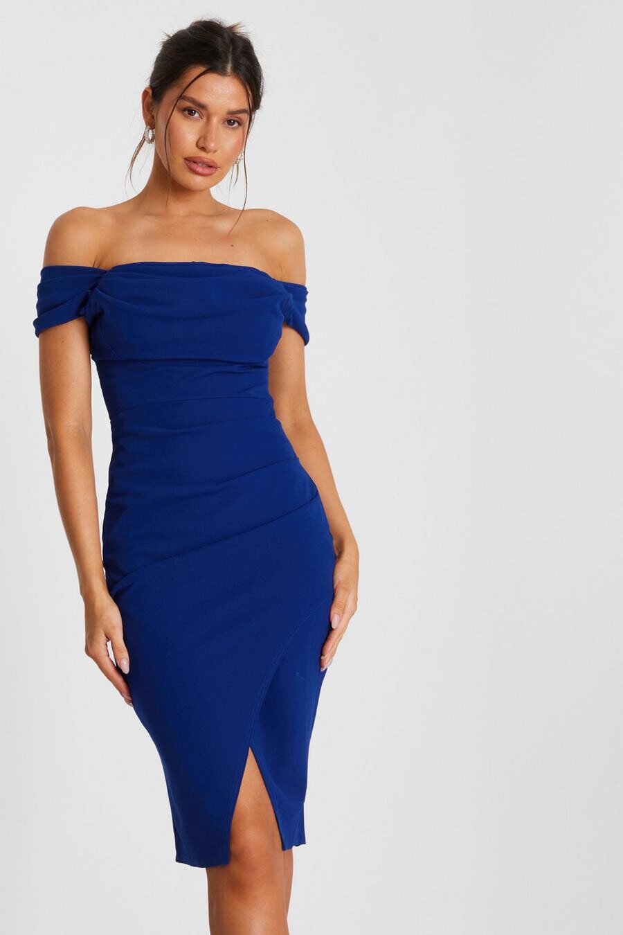 

Синее платье-халат миди с завязками на талии QUIZ Clothing