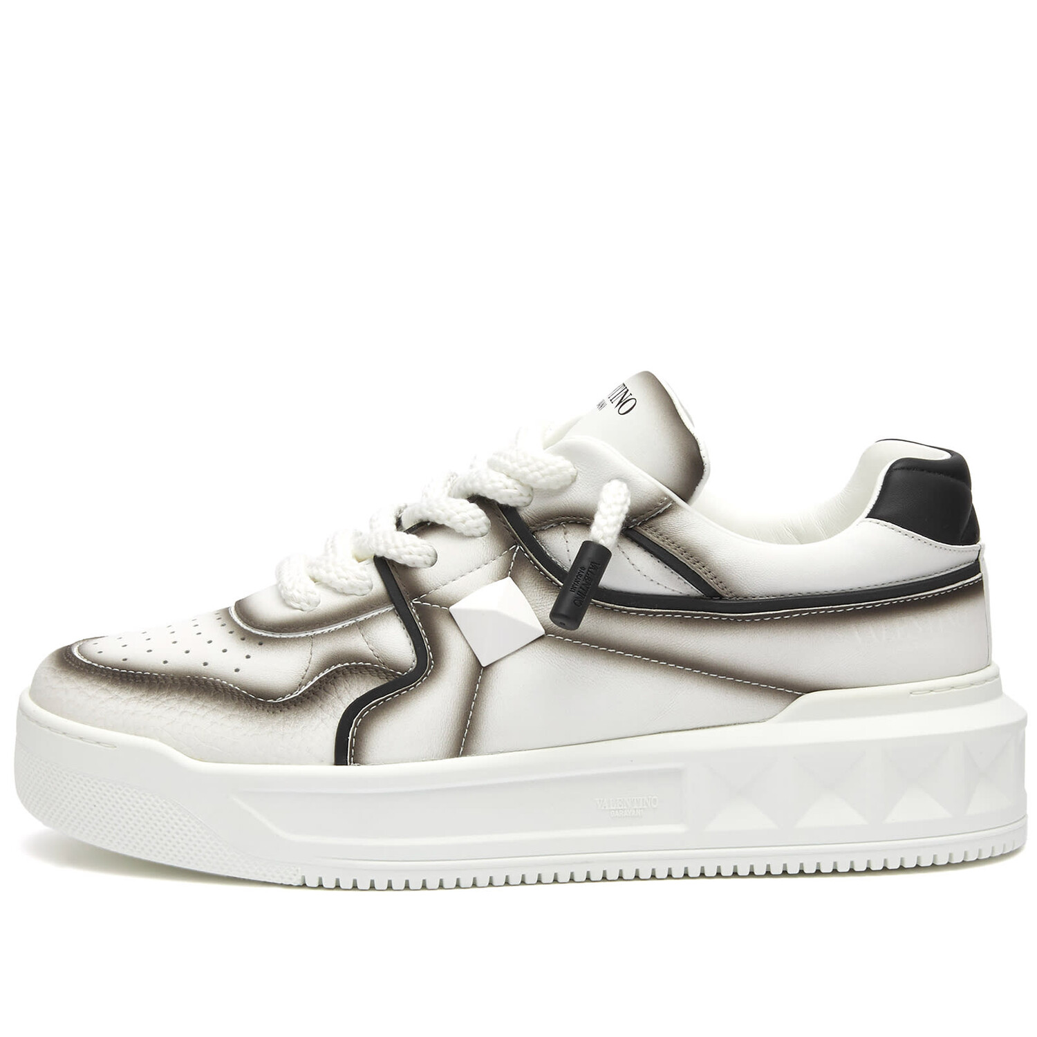 

Кроссовки Valentino One Stud Xl Sneaker, белый