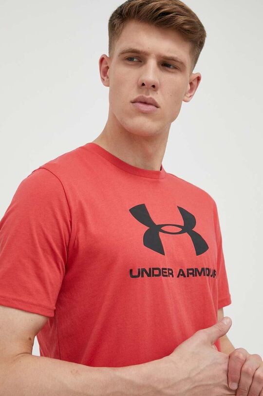 

Футболки Under Armour, гранат