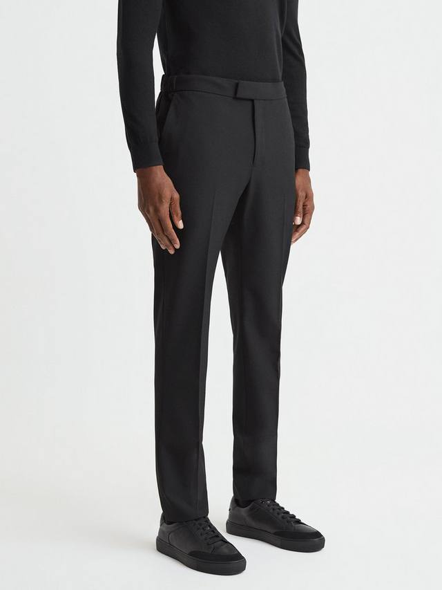 

Нашел облегающие брюки чинос Reiss, черный