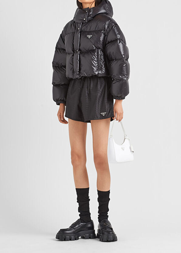 Короткая куртка-пуховик-трансформер Re-Nylon Prada, черный — фото 2