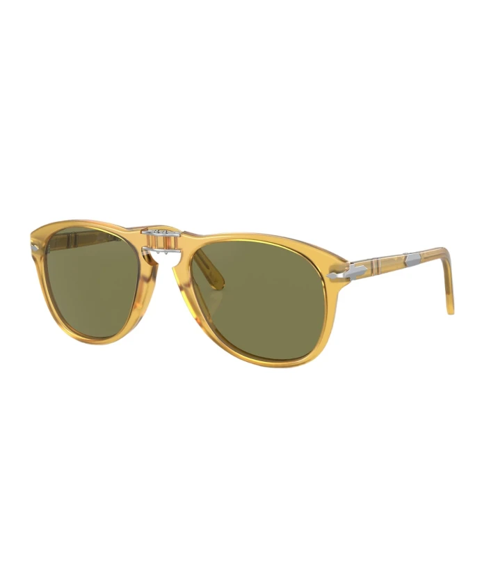 

Стив Маккуин в солнцезащитных очках для пилотов Persol, желтый