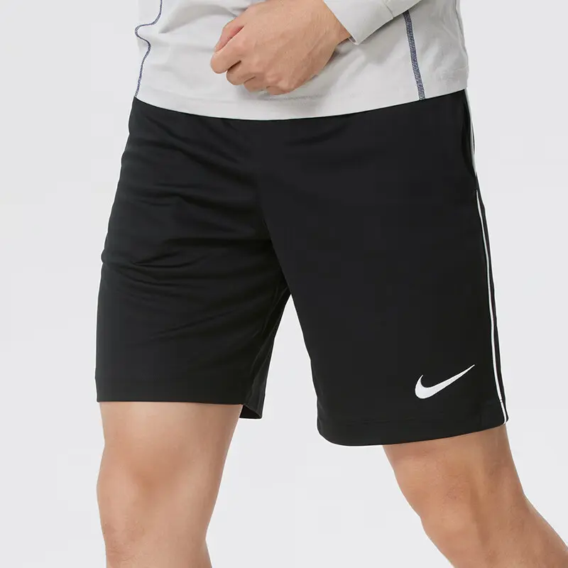 Nike Спортивные шорты Men's Black Moderate — фото 4