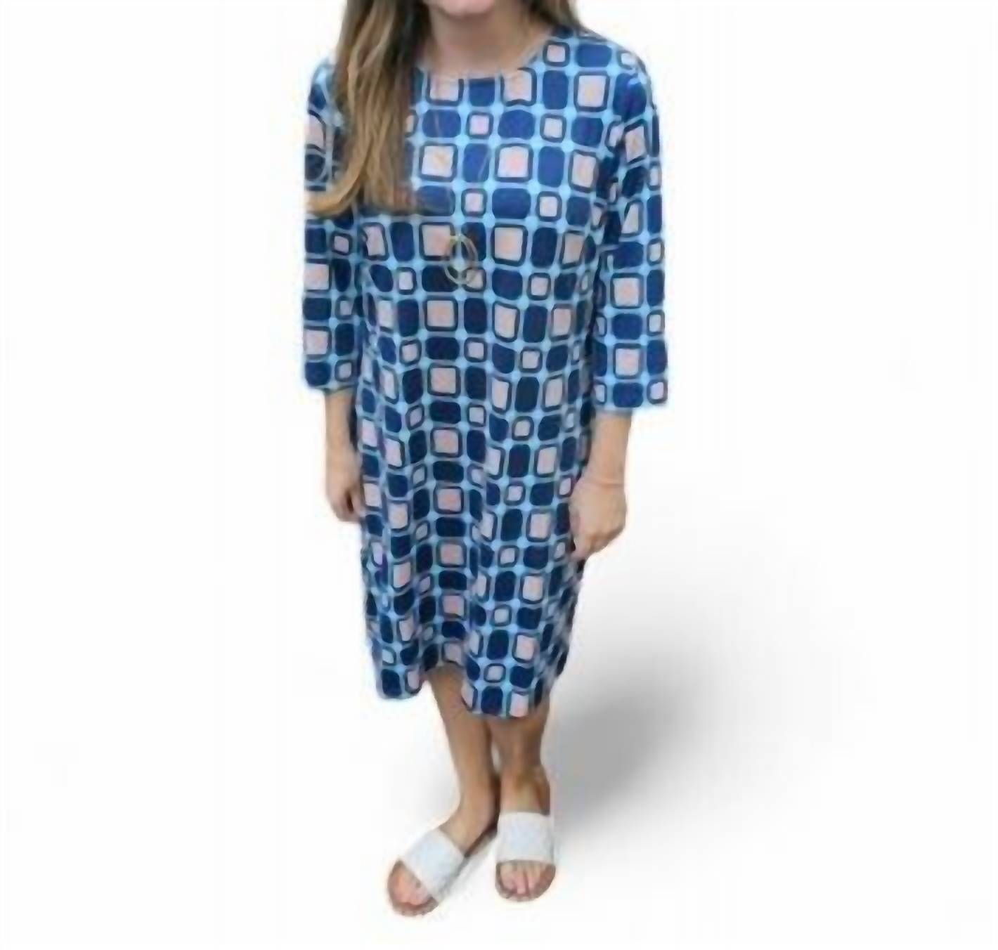 

Платье с принтом в синем/хаки цвете Erma’s Closet