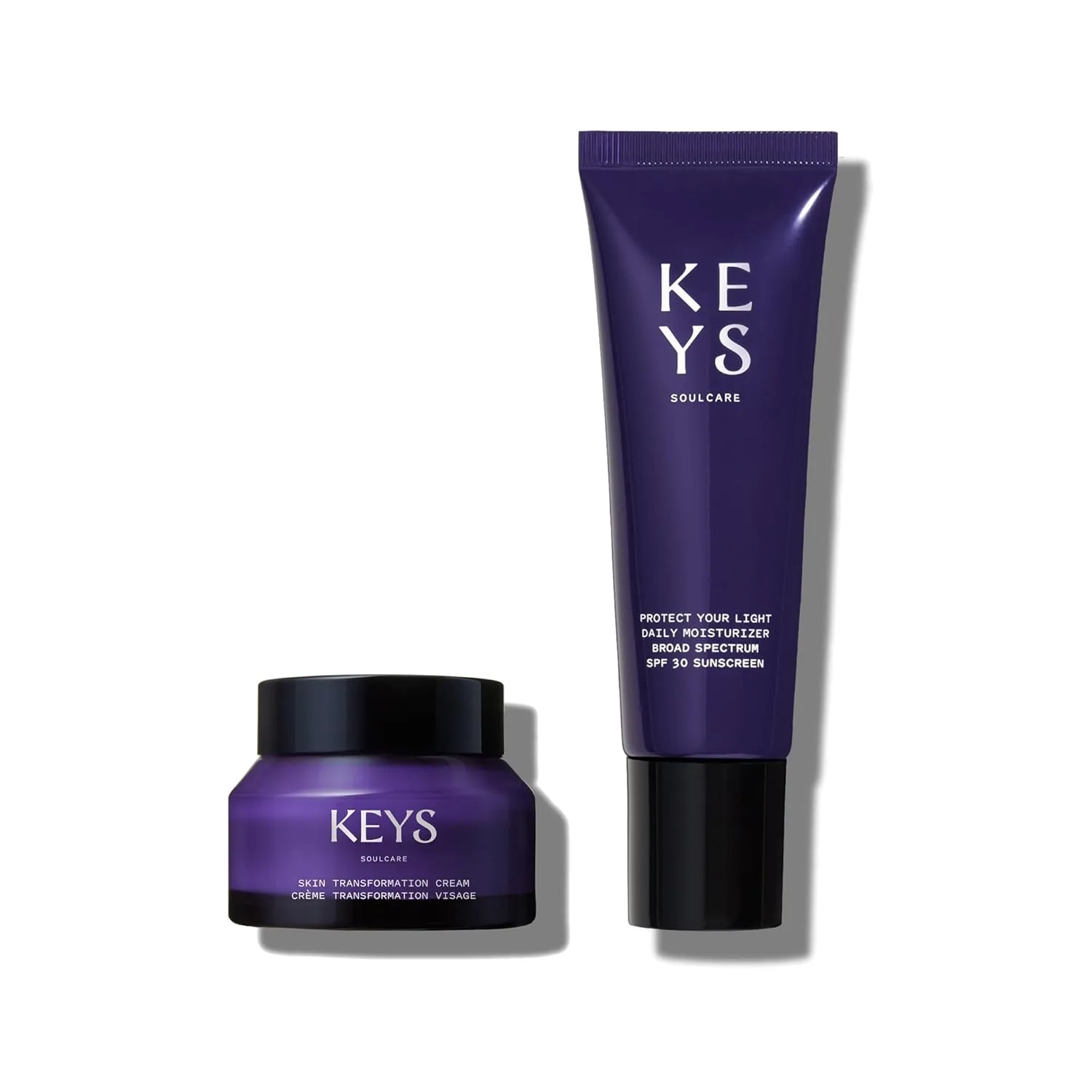 Набор Keys Soulcare Day + Night Hydration Bundle включает увлажняющий крем с SPF и крем без отдушек, защищает кожу от UVA и UVB лучей, легкая текстура, увлажняет и успокаивает кожу.