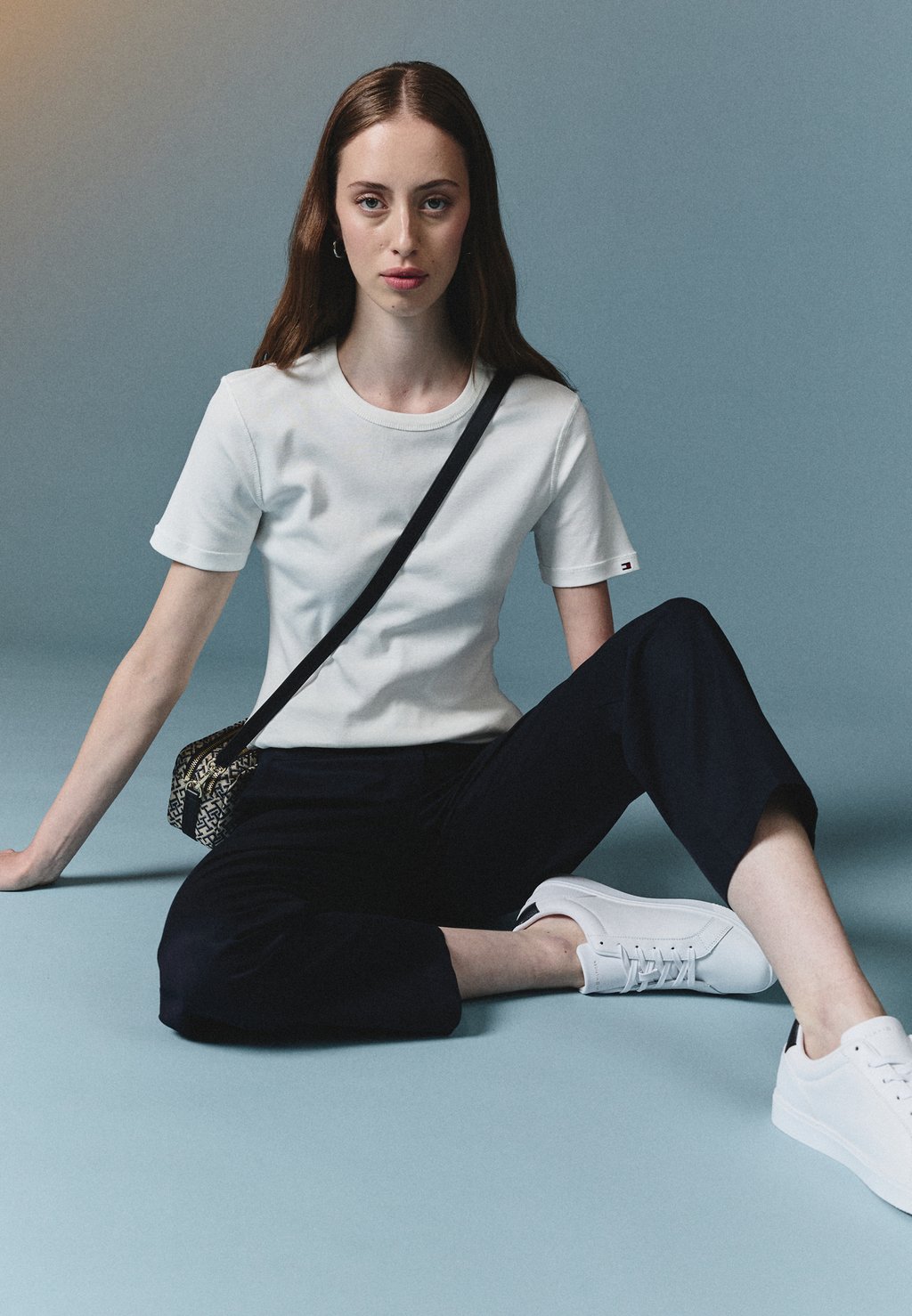 

Чиносы SLIM Tommy Hilfiger, темно-синий