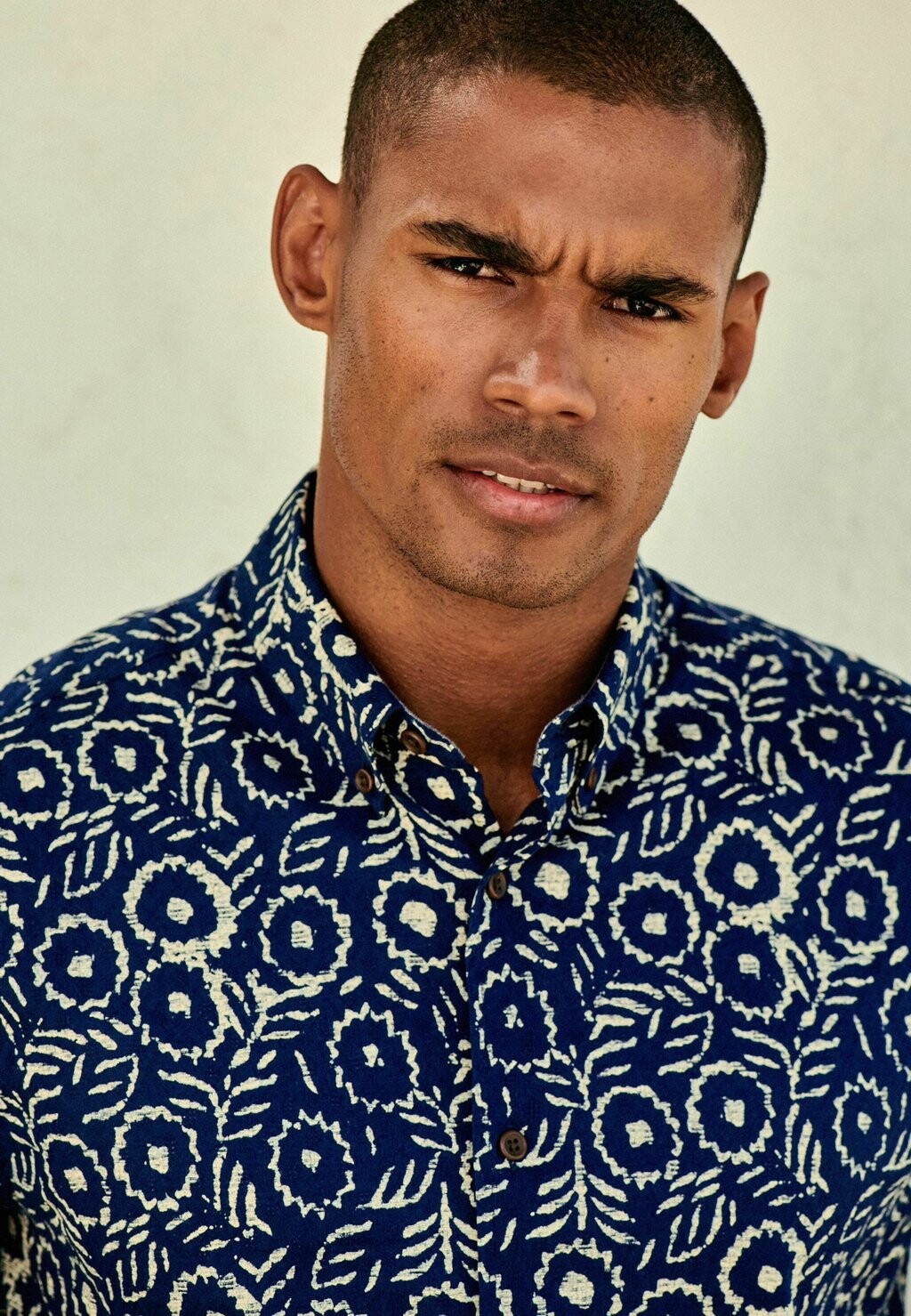

Рубашка Geo Printed Short Sleeve Shirt Next, темно-синяя