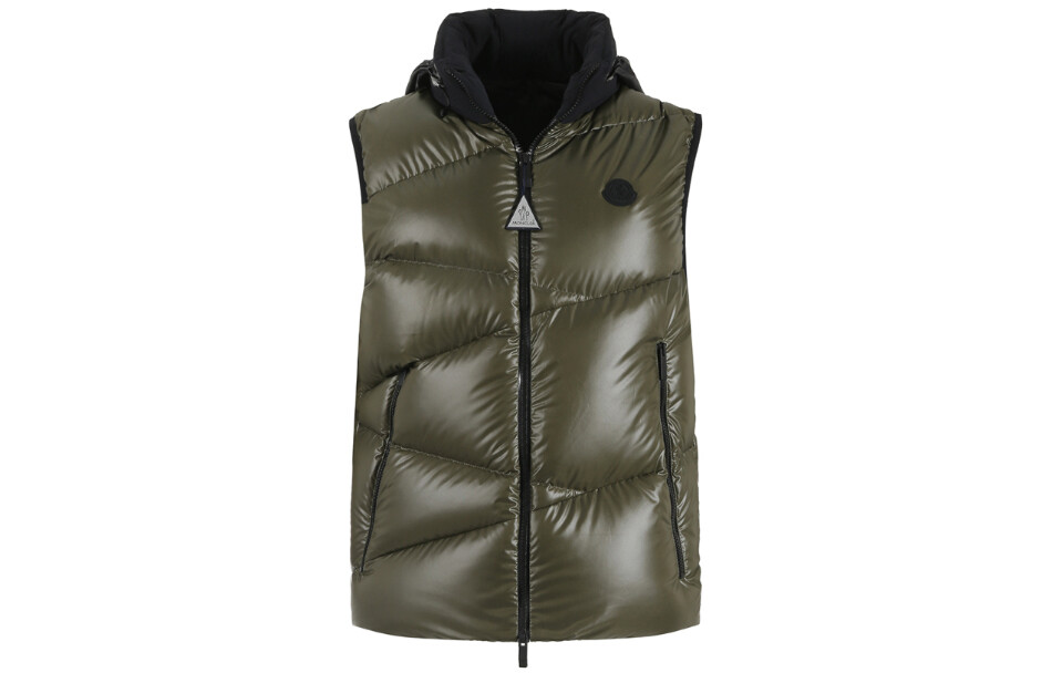 

Жилет мужской темно-зеленый Moncler