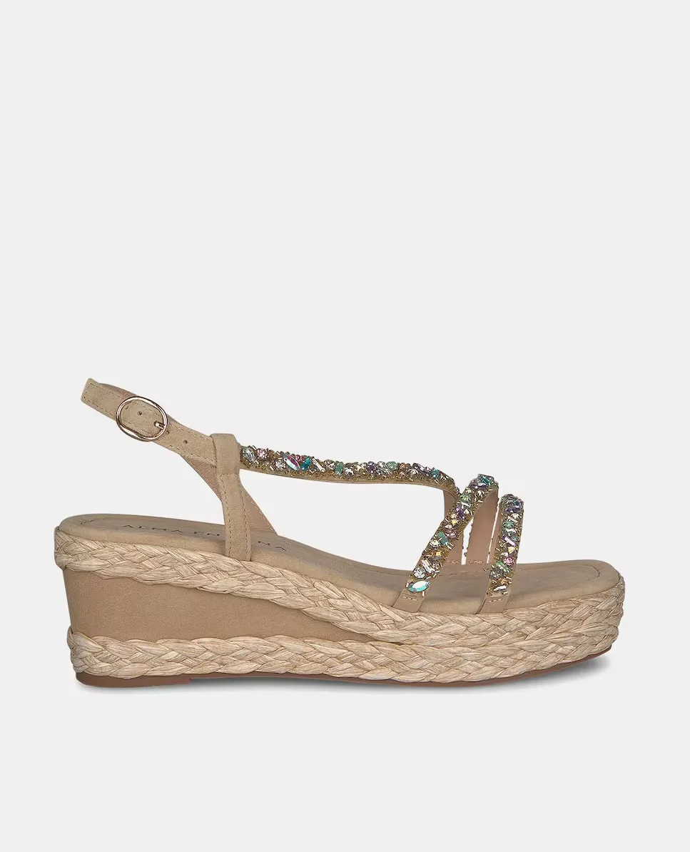 

Женские босоножки на танкетке с квадратным носком и ремешками со стразами Alma en Pena, бежевый