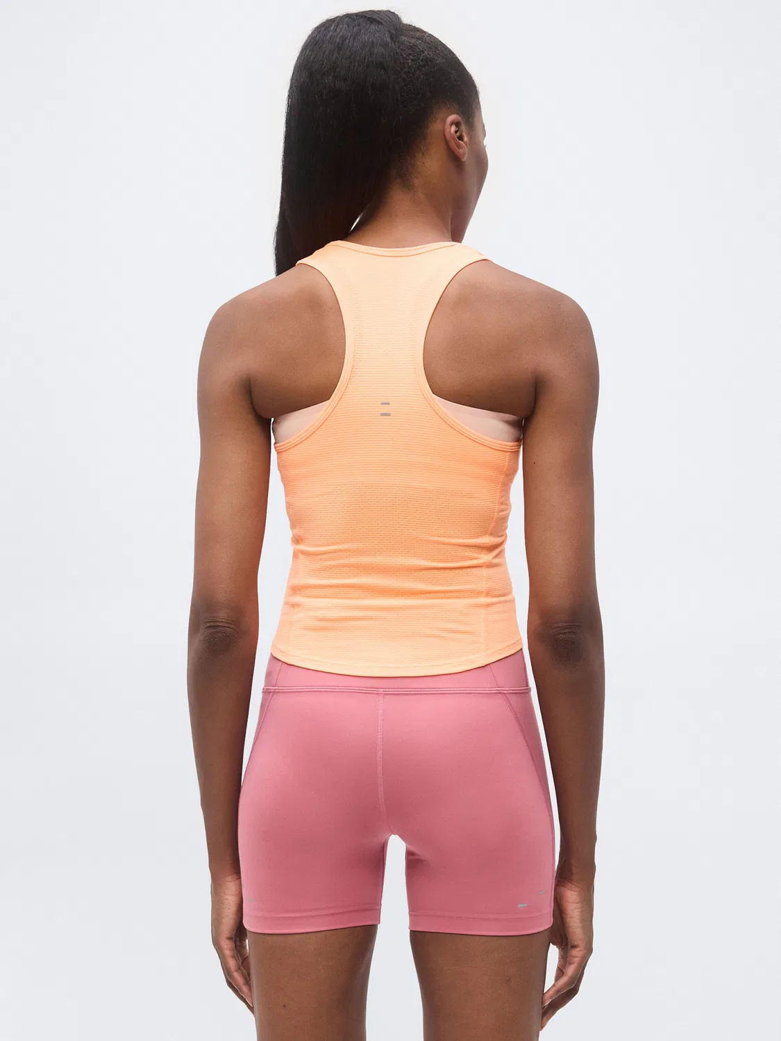 Спортивный топ 'TEMPO' Nike, Mandarine — фото 3