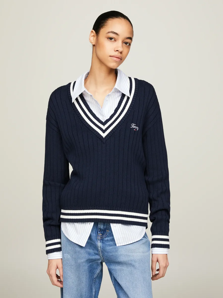 

Вязаный свитер Tommy Jeans "TJW SCRIPT V NECK RIB SWEATER ", синий