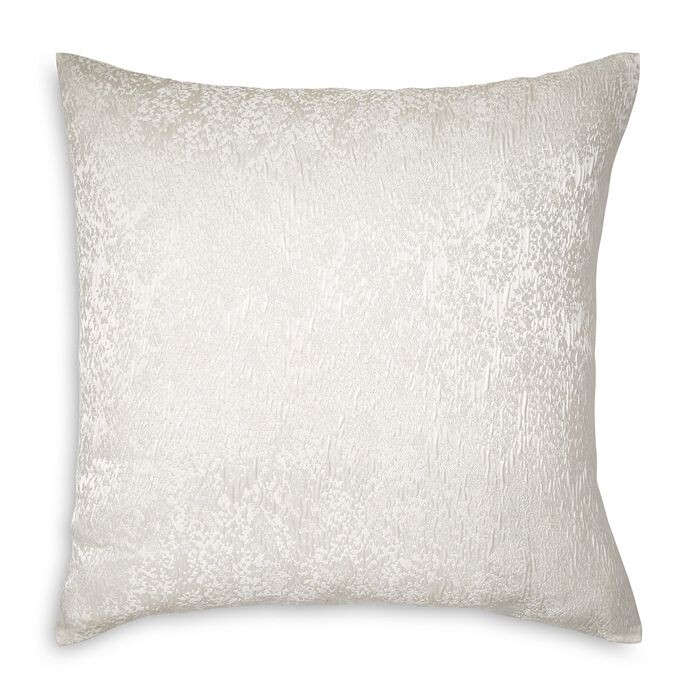 

Подушка Seduction Euro Pillow Sham Donna Karan, слоновая кость/кремовый