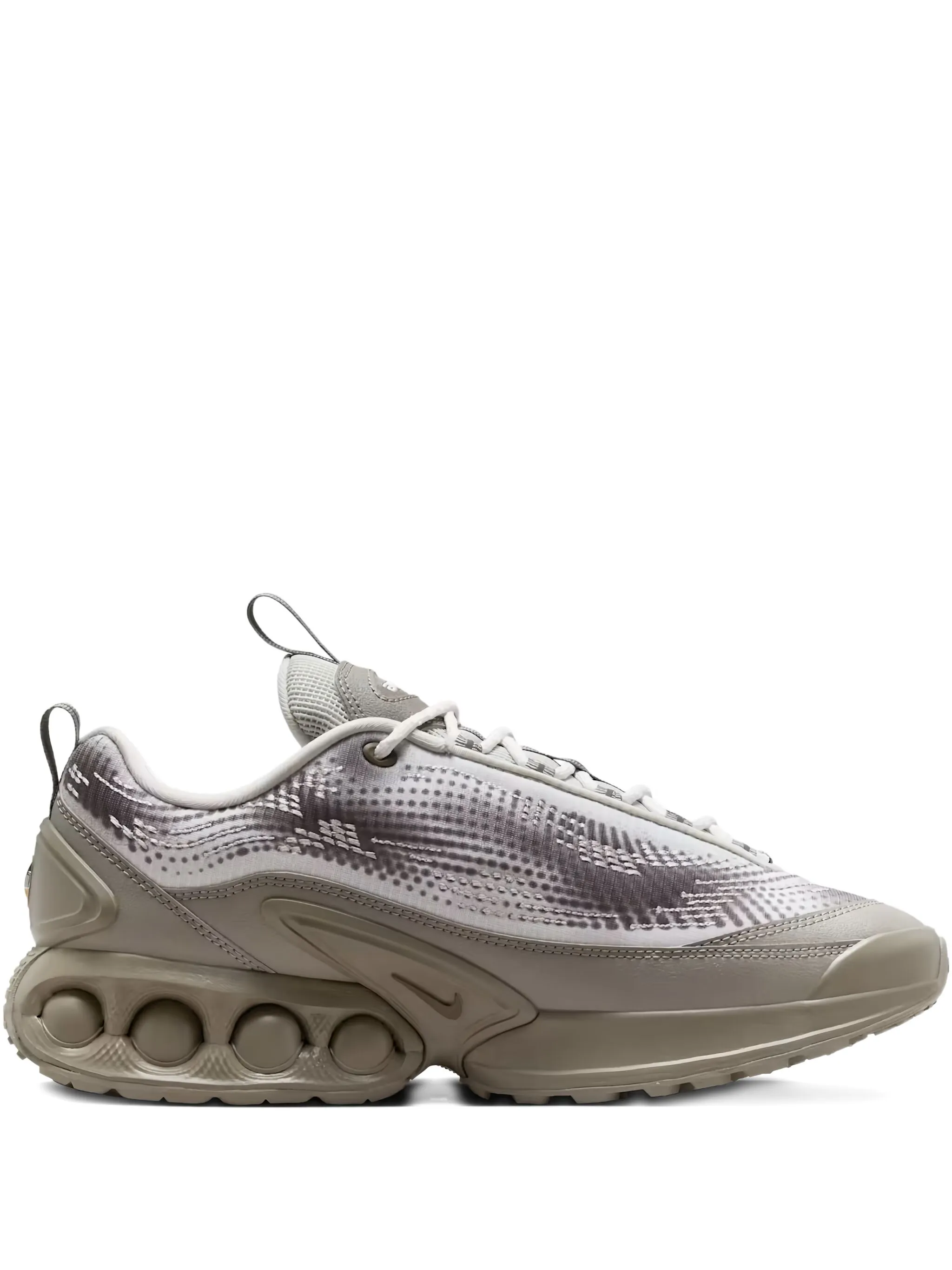 

Кроссовки Air Max DN Nike, белый