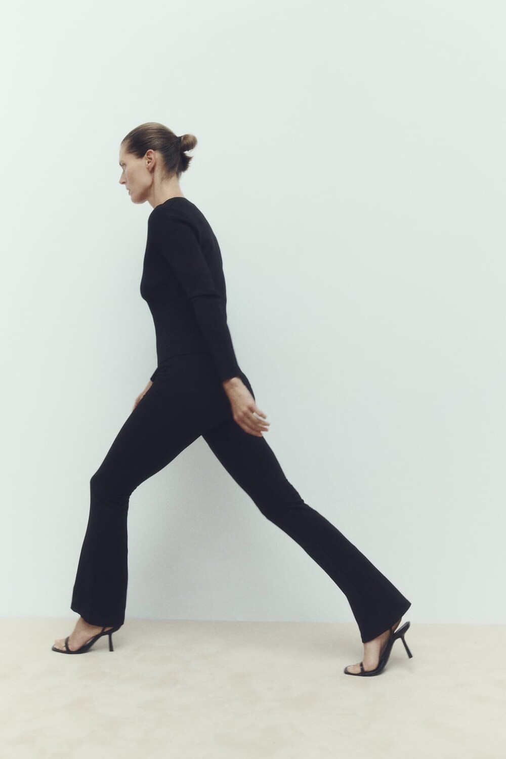 

Леггинсы с высокой посадкой ZARA, черный