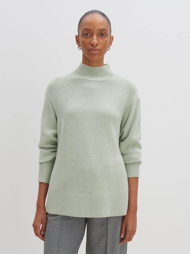 

Свитер светло-зеленого цвета Someday