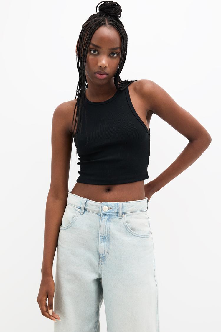 

Базовая укороченная майка Pull And Bear, черный