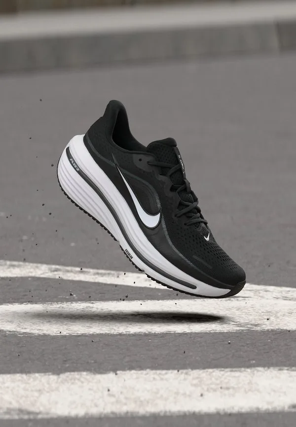 Кроссовки для бега по шоссе air winflo 12 Nike Performance, Black/White/Dark Smoke Grey