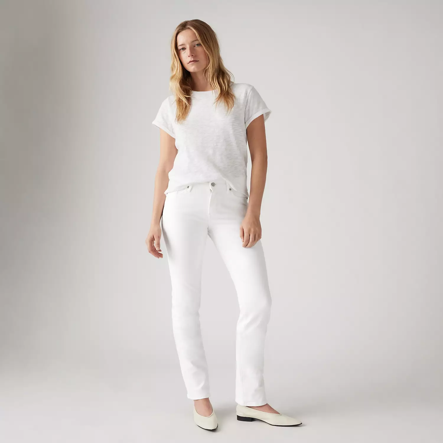 

Классические женские джинсы прямого кроя Levi's, белый