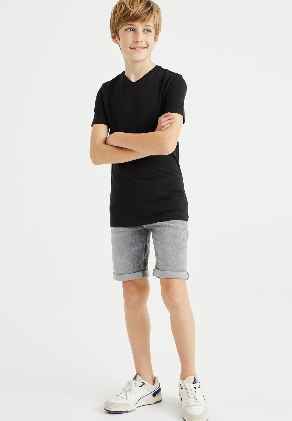 

Футболка базовая WE Fashion, цвет black