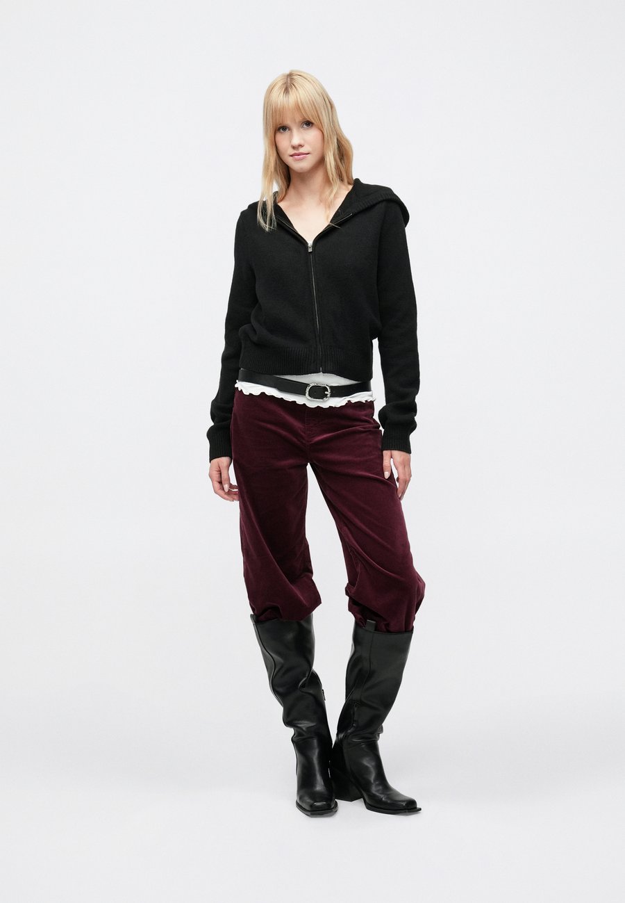 Толстовка GAP CASHSOFT ZIPPER HOODIE, Black — фото 2