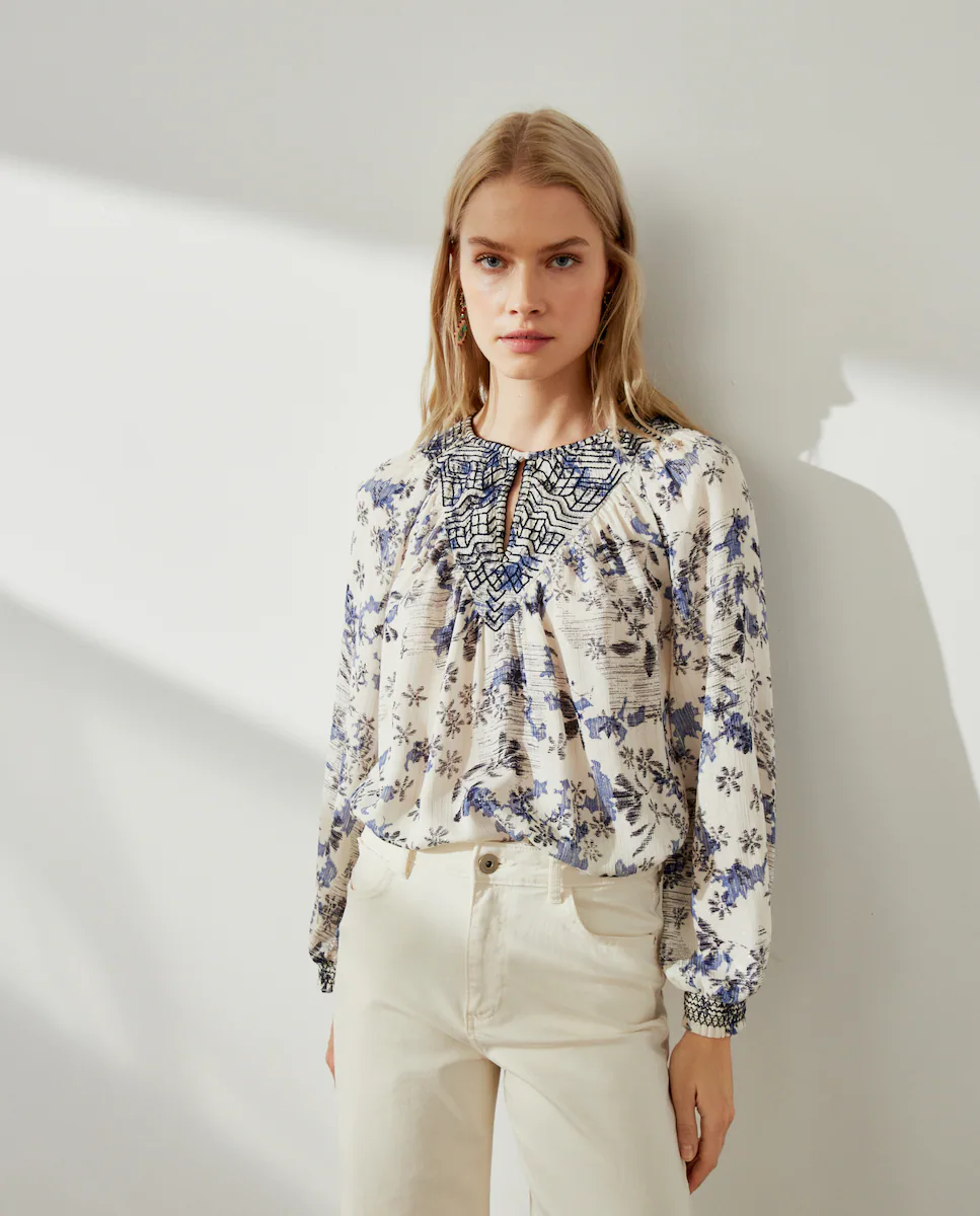 

Блуза с вырезом каре и вышивкой люрексом Southern Cotton, синий