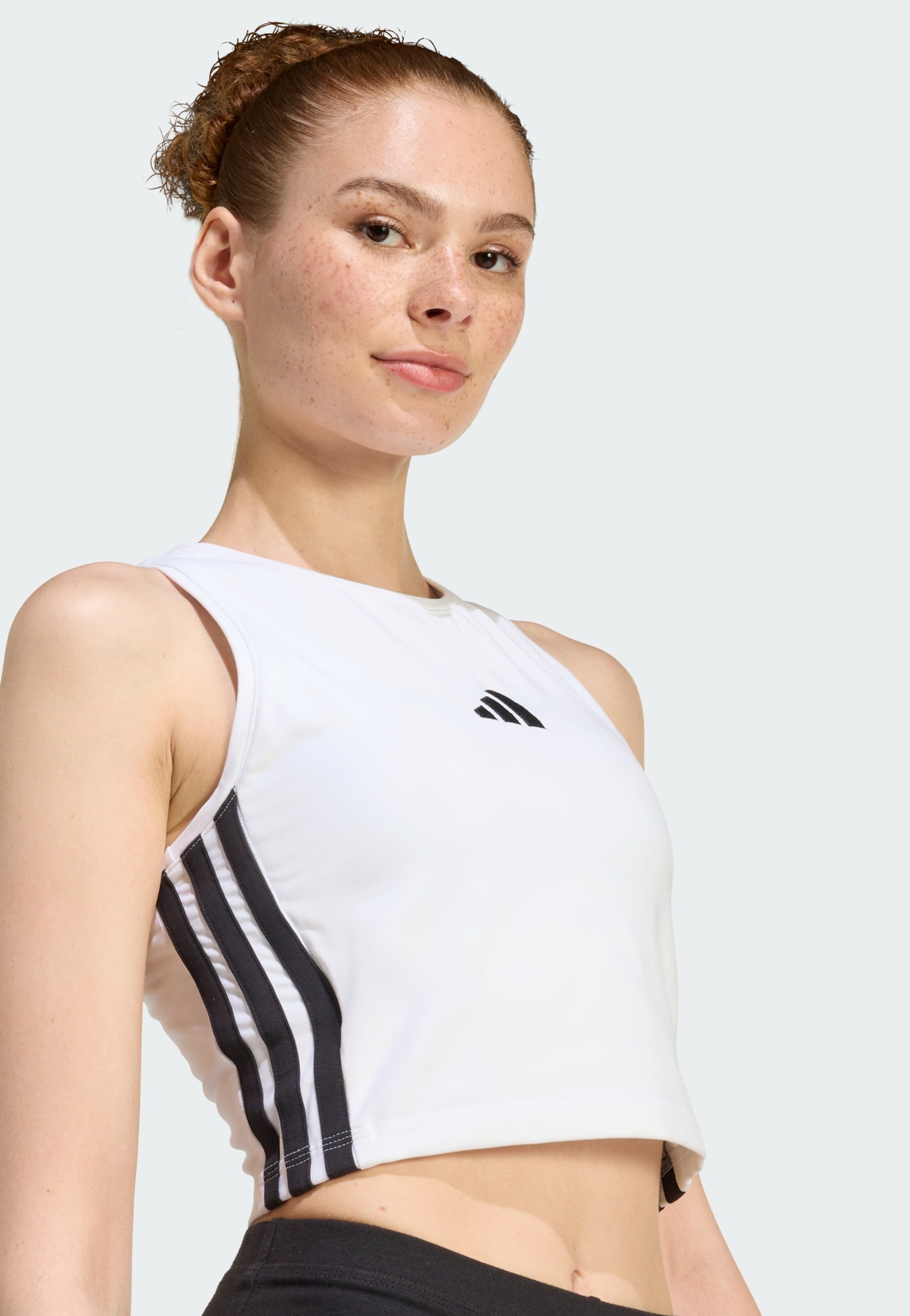 Adidas Sportswear Спортивный топ 'Essentials' в белом цвете — фото 4