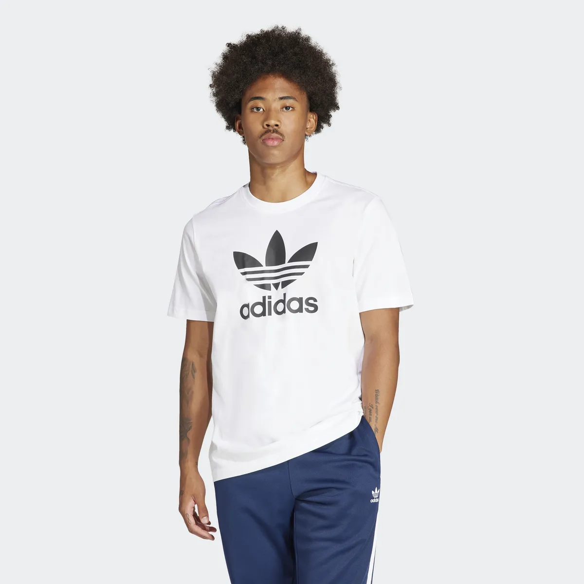 

Футболка Adidas Originals "ФУТБОЛКА TREFOIL", белый