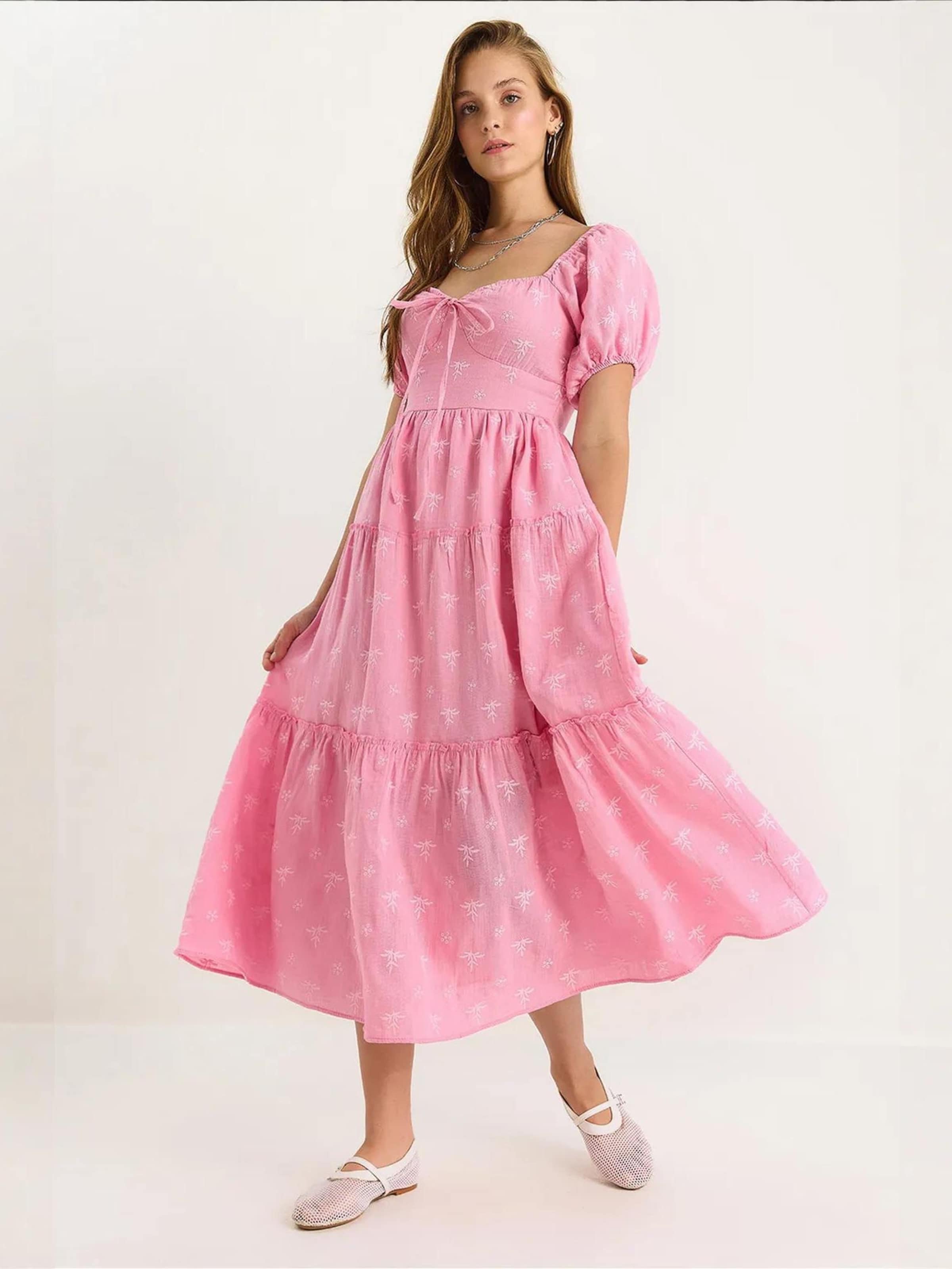 

Bianco Lucci Летнее платье в светло-розовом цвете