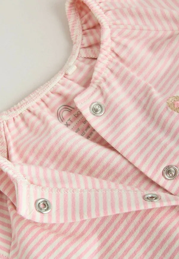4 комбинезона в упаковке Next, Pink Character All Over Printed Button Through — фото 3