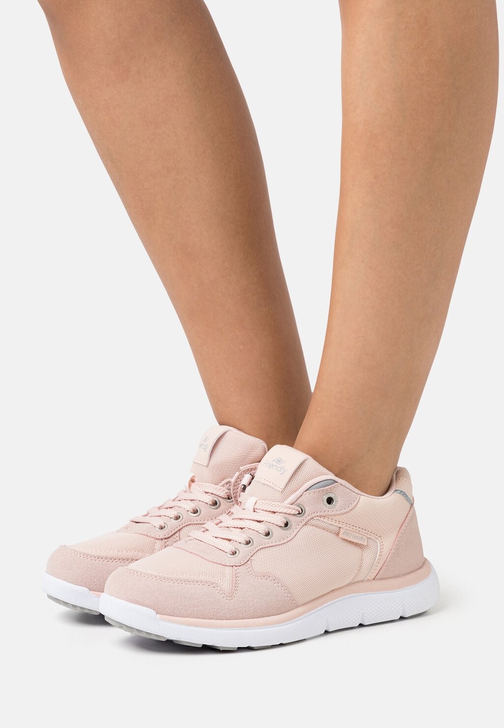 

Кроссовки Friendly Shoes