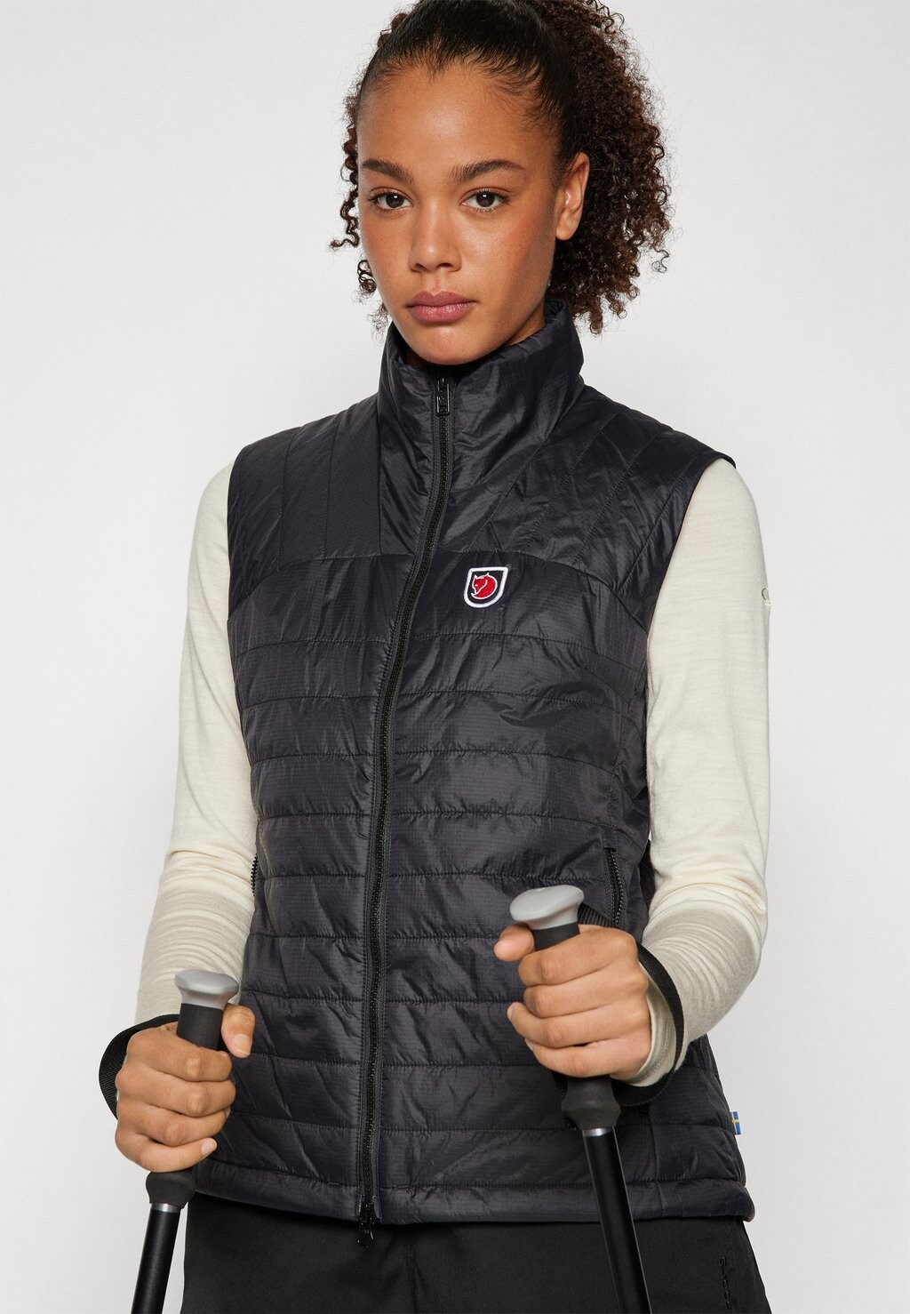 

Жилет EXPEDITION X-LÄTT VEST W Fjällräven, черный