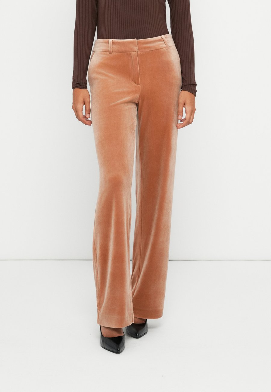 

Брюки ONLY ONLKAYLE ELSY PANT, Mocha Mousse/Brown