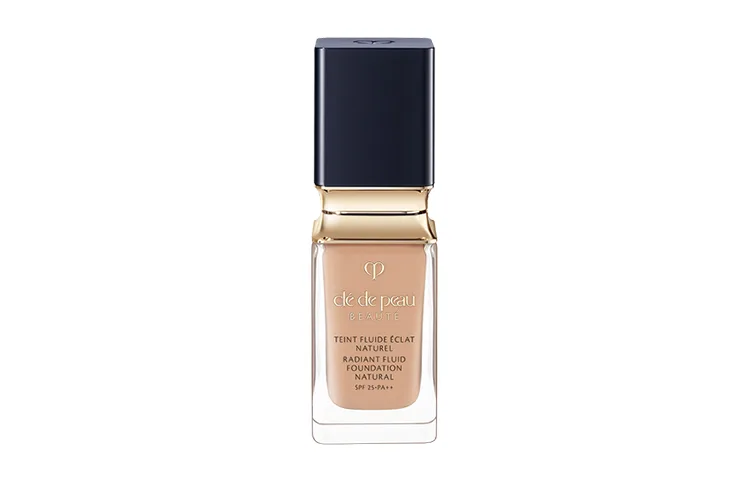 Clé De Peau Beauté Жидкий тональный крем с сияющим и мягким эффектом, B10 — фото 4