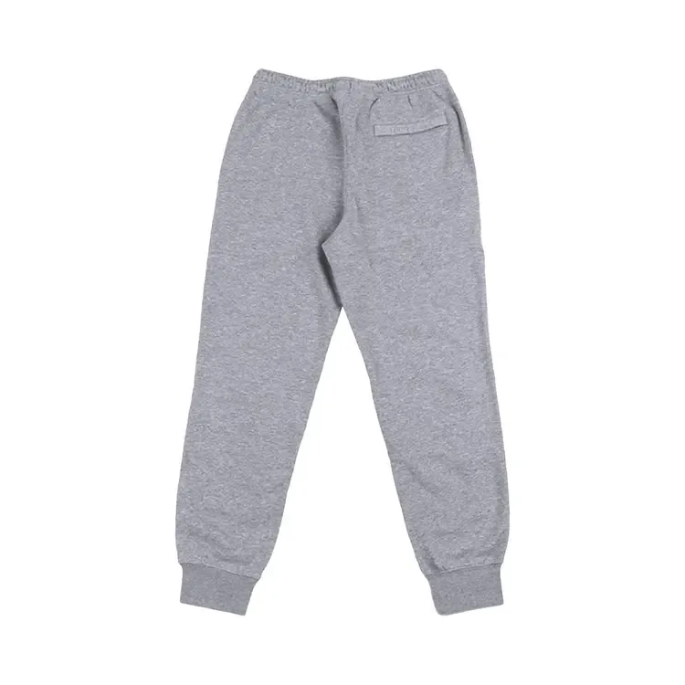 Спортивные брюки Nike Club Fleece Joggers, цвет «Темно-серый меланж/Светло-дымчато-серый/Белый» — фото 2