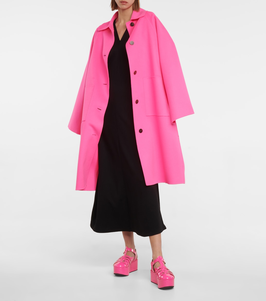 Босоножки на платформе из блестящей лакированной кожи Loewe, Neon Pink — фото 2