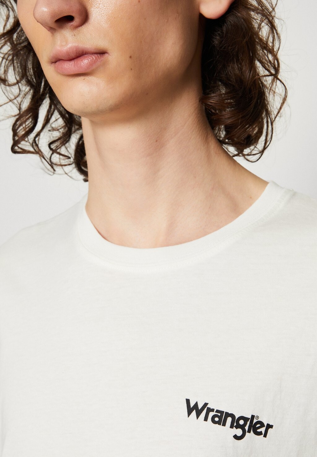 

Базовая футболка Sign Off Tee 2 Pack Wrangler, капитанс синяя