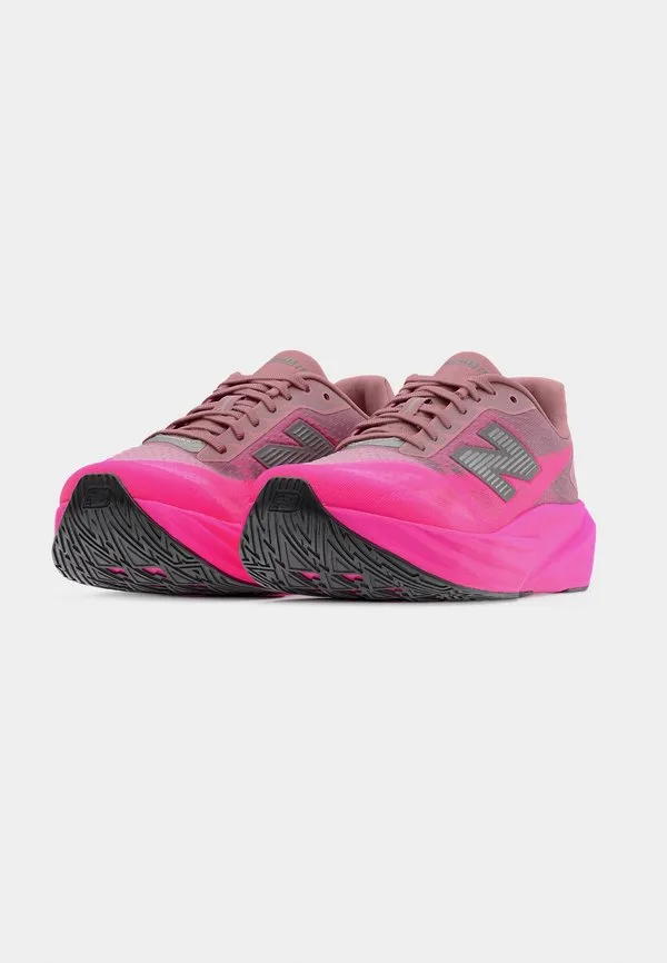 Кроссовки для бега по шоссе fuelcell rebel v5 New Balance, Pink Heat — фото 3