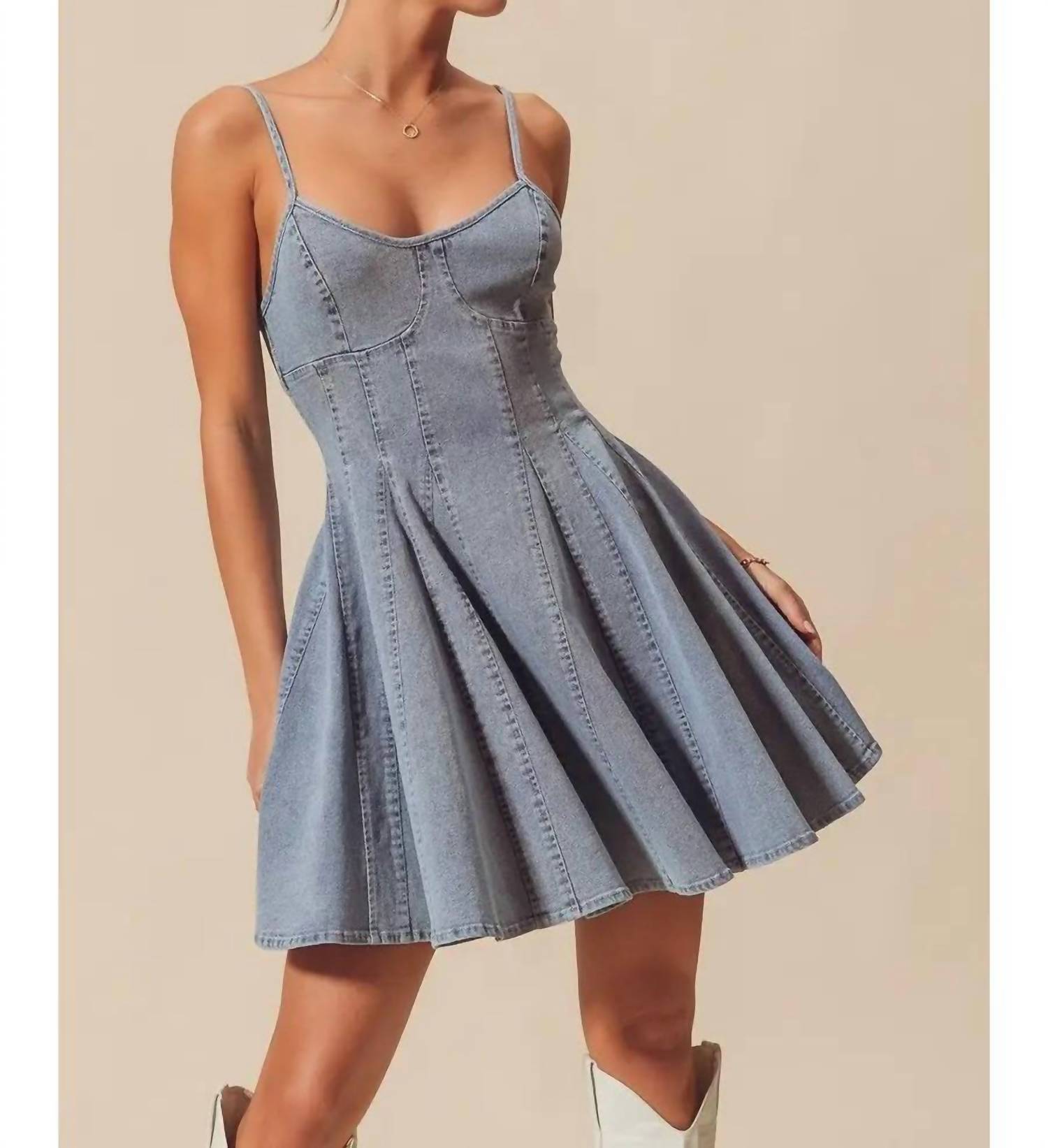 

Платье-мини из джинсовой ткани Robin A-силуэта с расклешенным лифом синего цвета So Me, синий