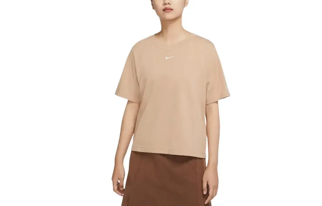 

Женская футболка Nike, цвет Beige/White