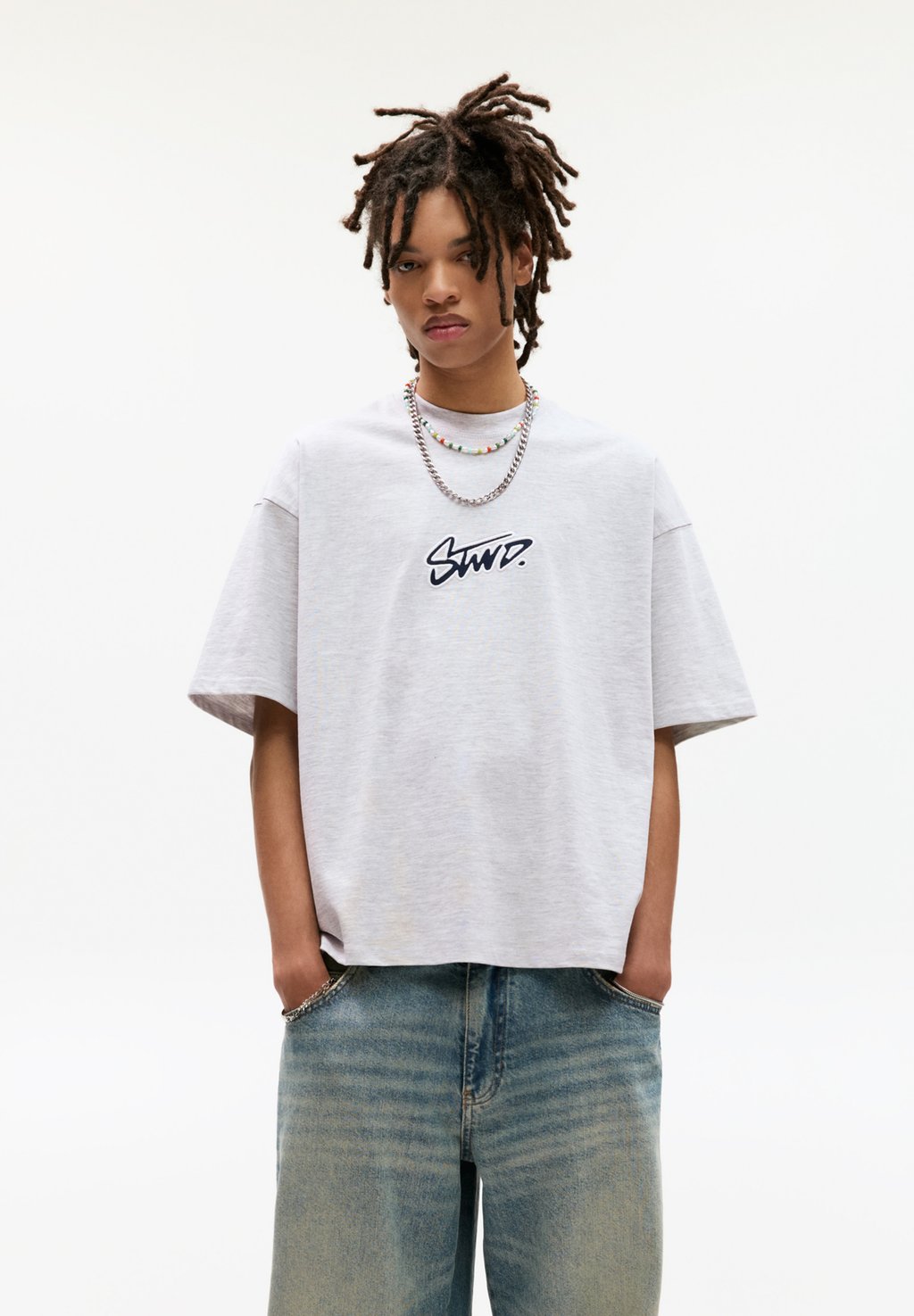 

Футболка с принтом SHORT SLEEVE STWD PULL&BEAR, светло-серый