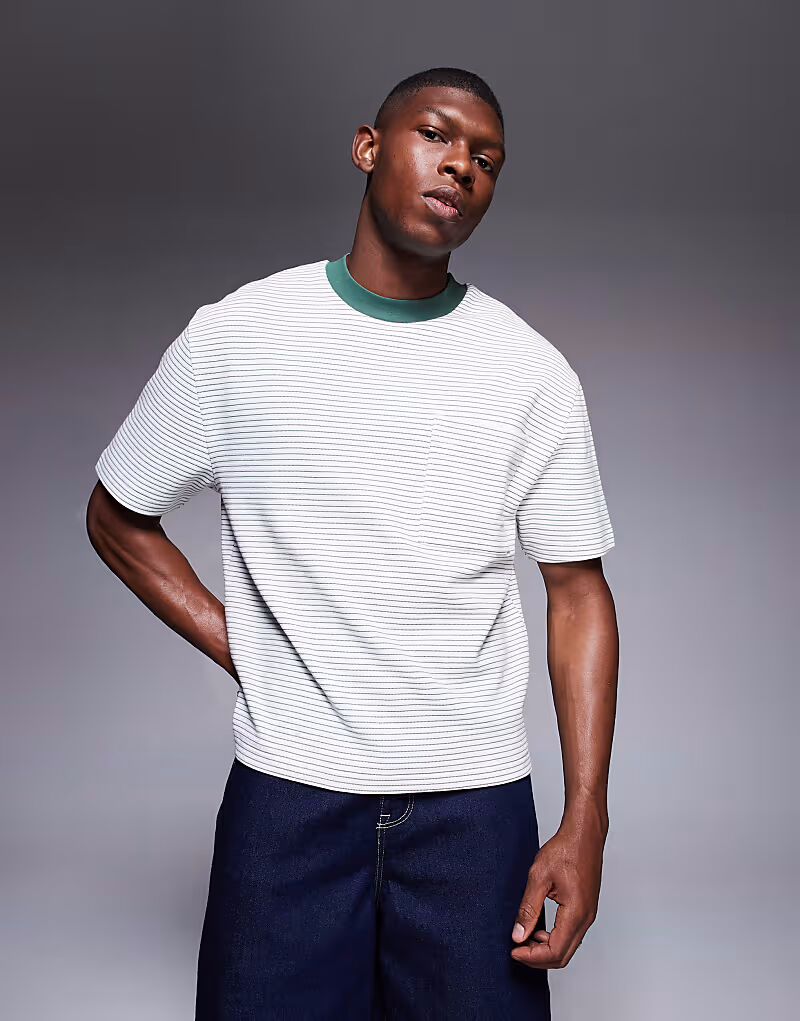 

Футболка свободного кроя ASOS DESIGN с карманом в фактурную полоску