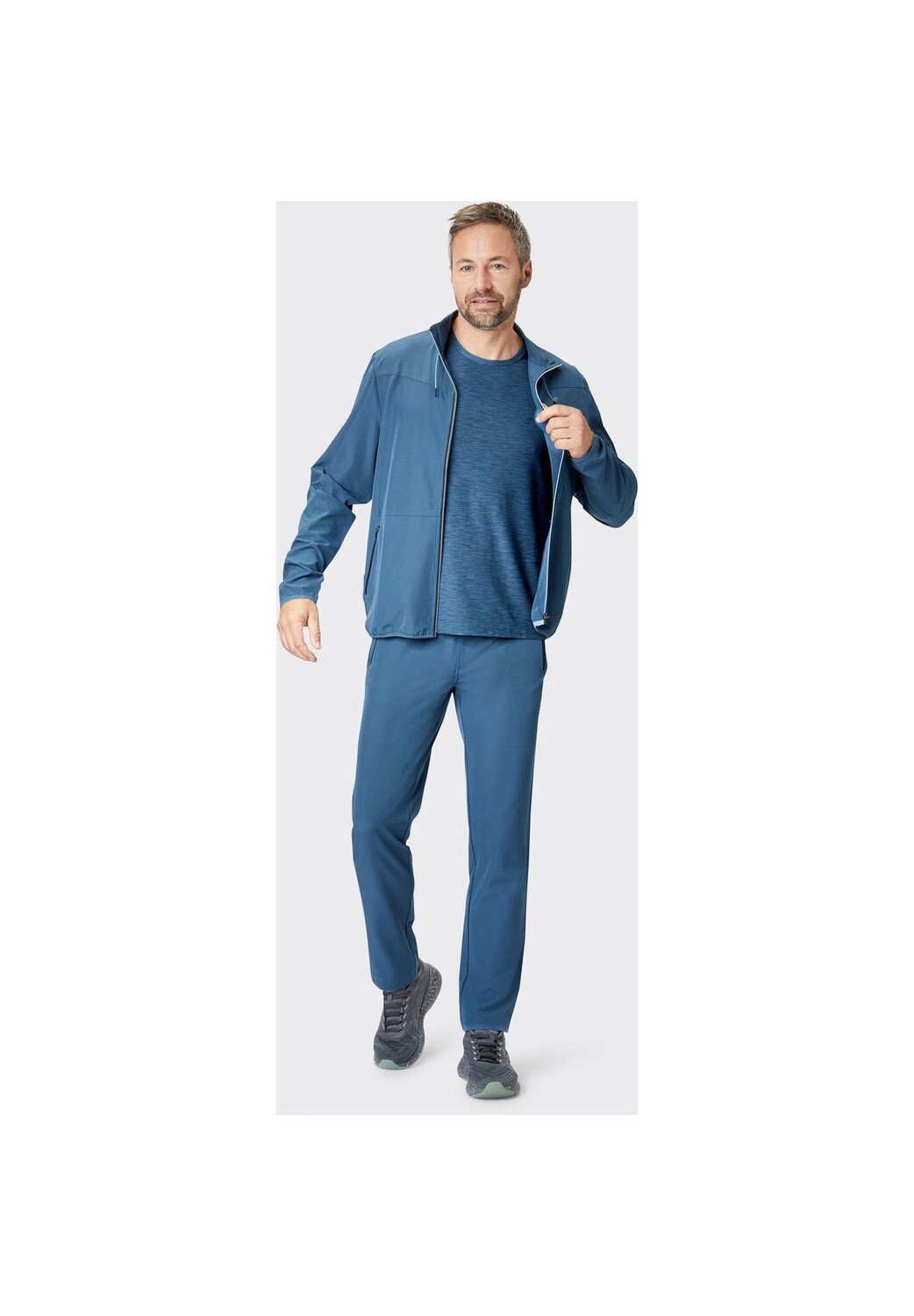 

Мужская тренировочная куртка SANDRO с кулиской, молнией и карманом на молнии JOY sportswear, цвет Titanium