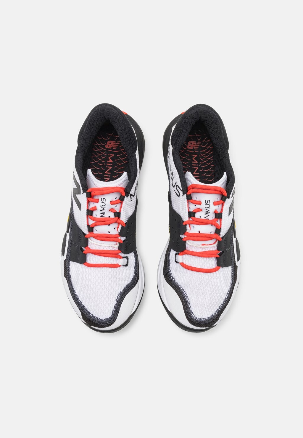 

Тренировочная обувь MINIMUS TR V2 New Balance, белый