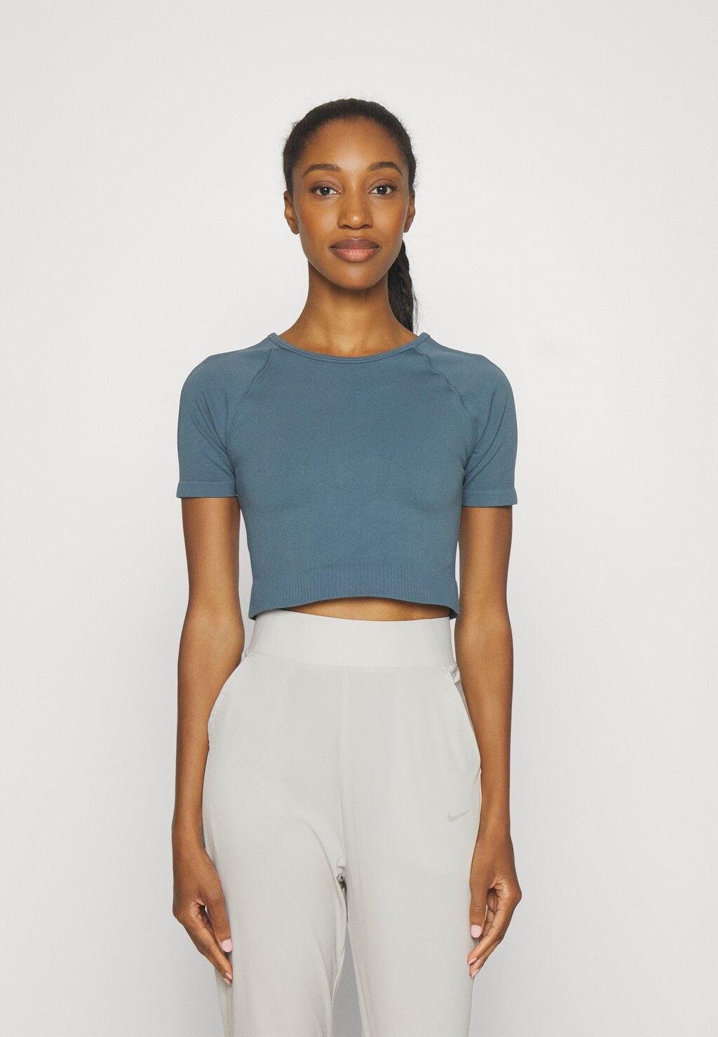 

Базовая футболка Onpjiji Seam Detail ONLY Play, цвет orion blue