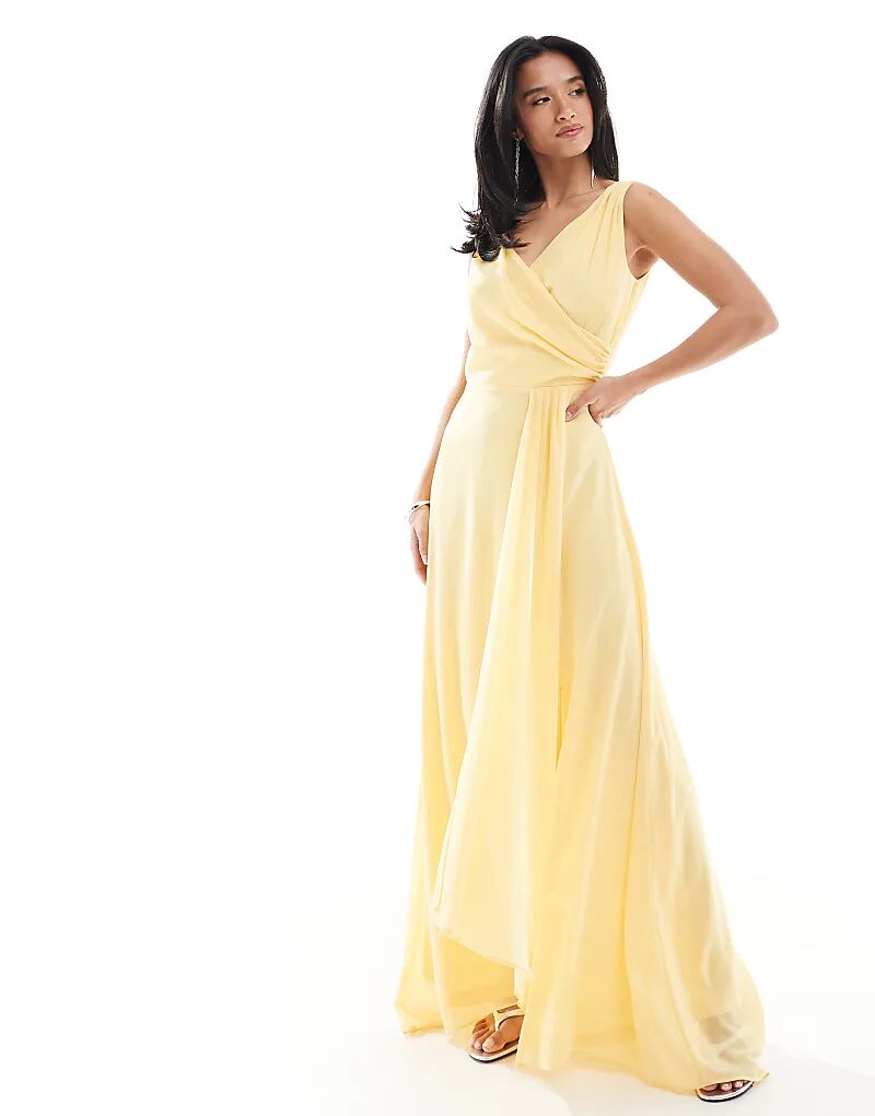 

Платье макси из шифона TFNC Petite Bridesmaid с запахом спереди и юбкой-халатом лимонного цвета
