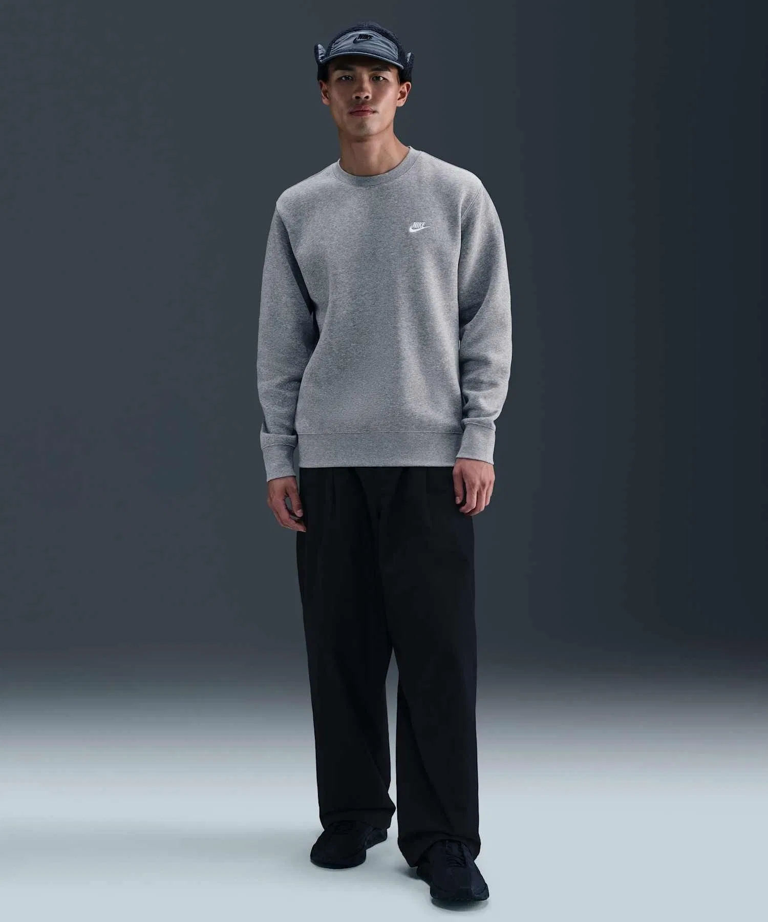 Мужская флисовая толстовка Nike Club FN3887-063, темно-серый меланж — фото 4