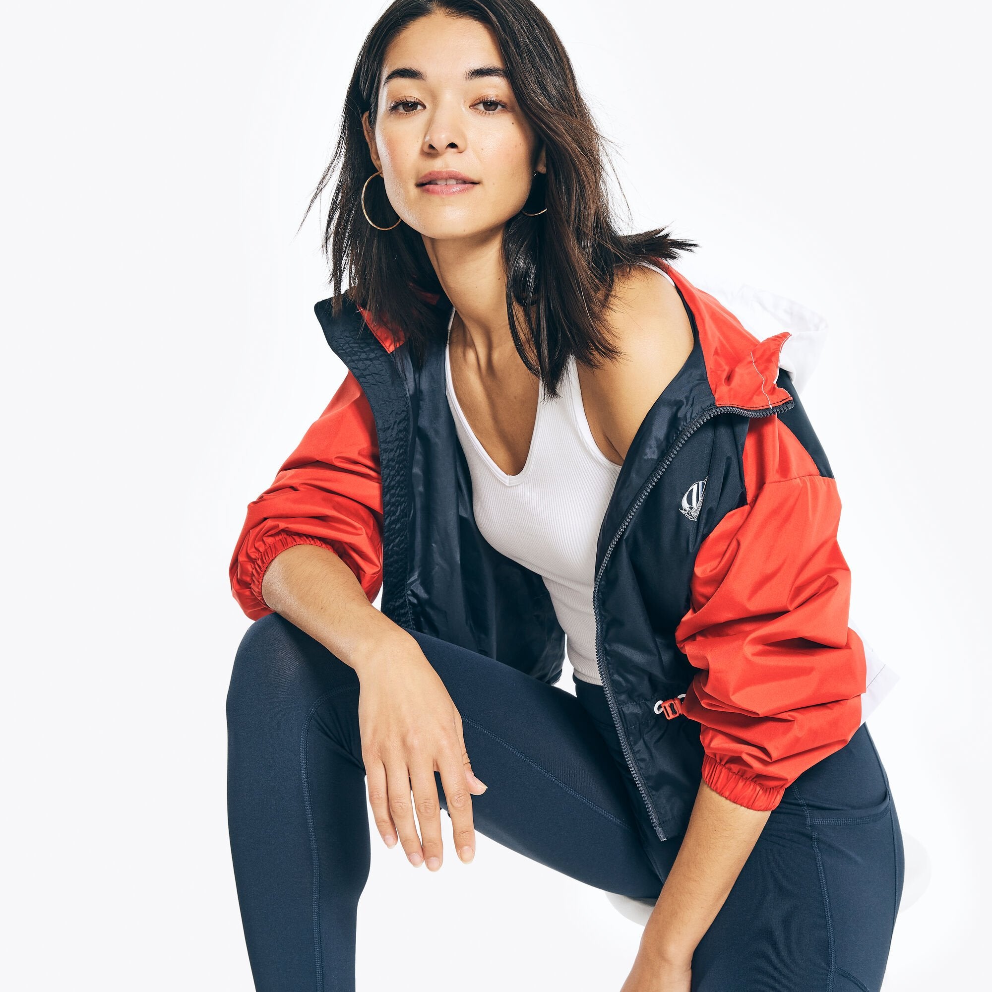 

Nautica Женская переизданная куртка с баской Colorblock, темно-синий