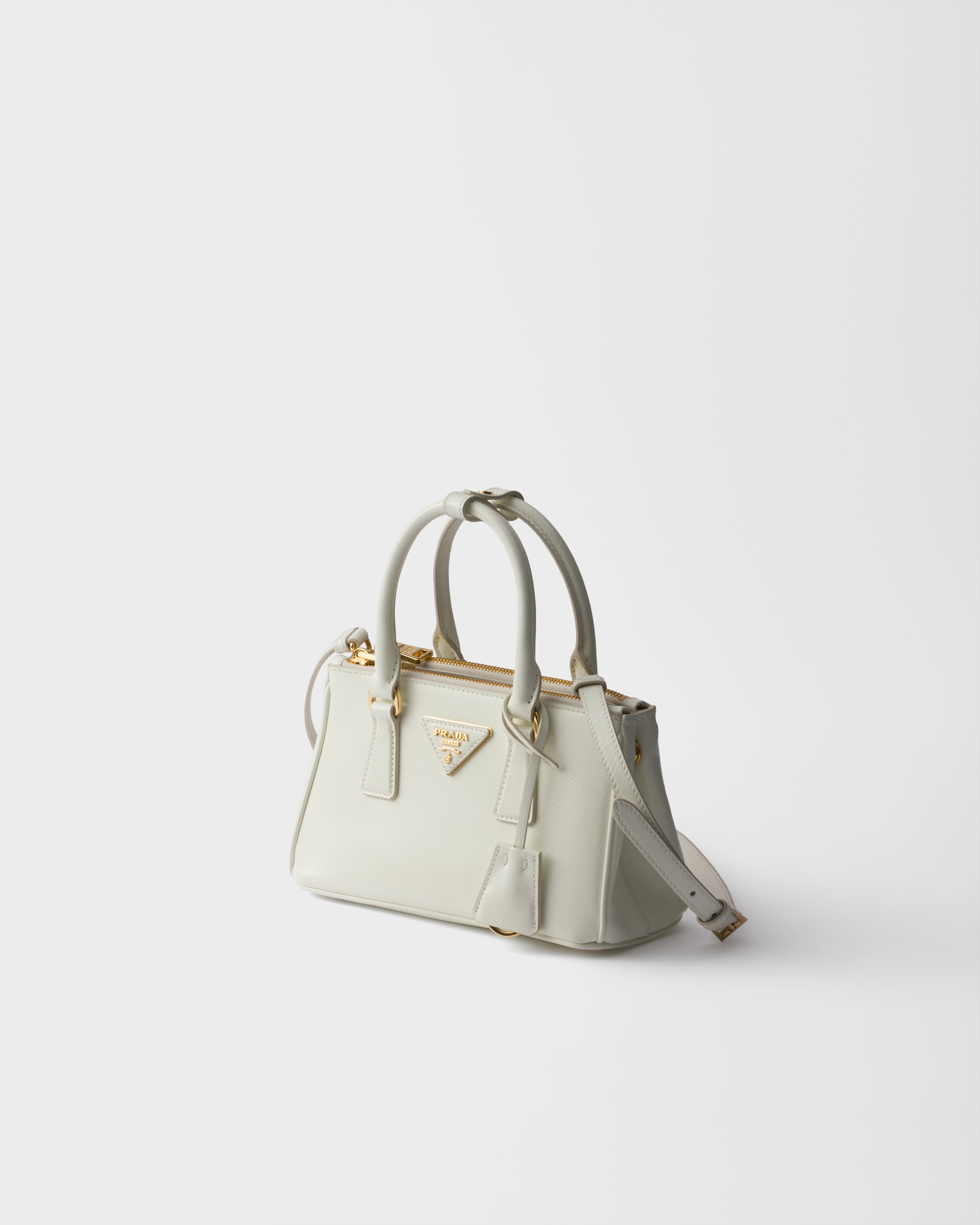 Мини-сумка Prada Galleria из лакированной кожи Saffiano Prada, белая — фото 3